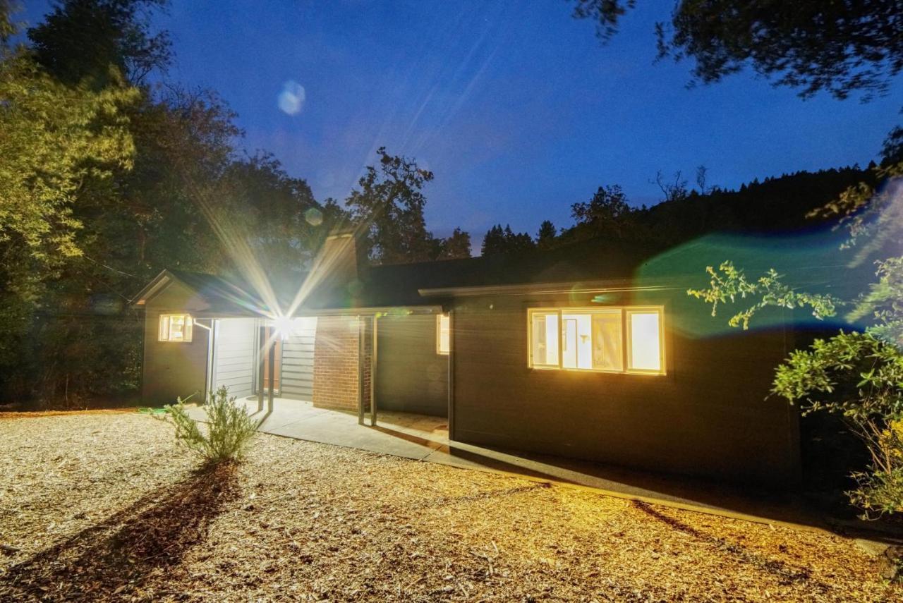 Rivers Breeze Relaxing Riverside Cabin With Private Suite Kayaks Healdsburg Exteriér fotografie