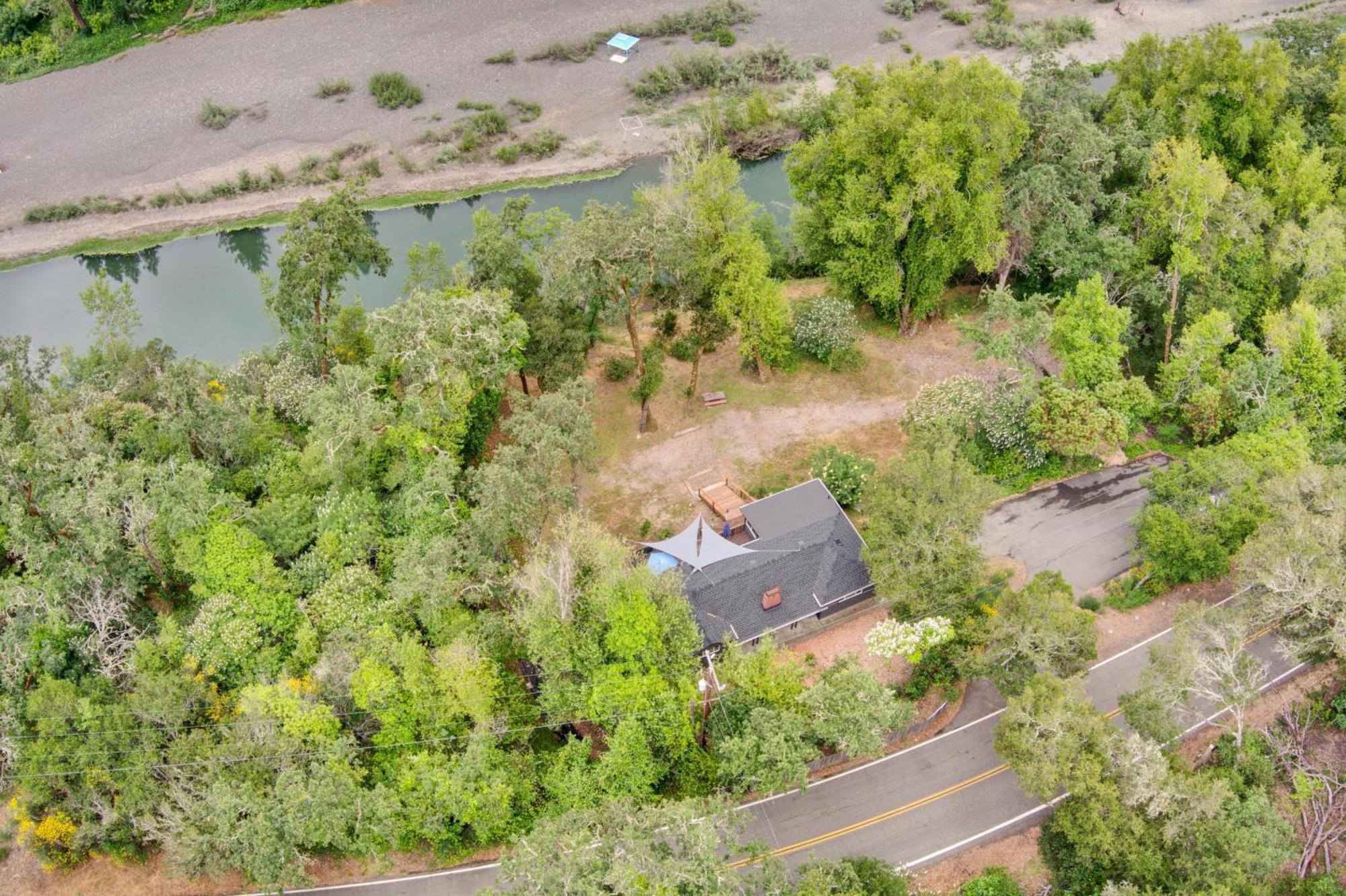 Rivers Breeze Relaxing Riverside Cabin With Private Suite Kayaks Healdsburg Exteriér fotografie